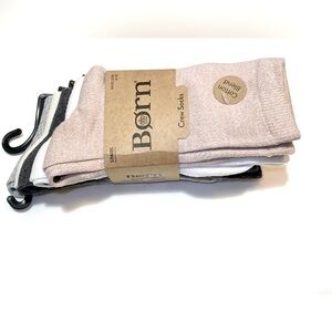 BORN CREW SOCKS SIZE WOMENS SHOE SIZE 4-10